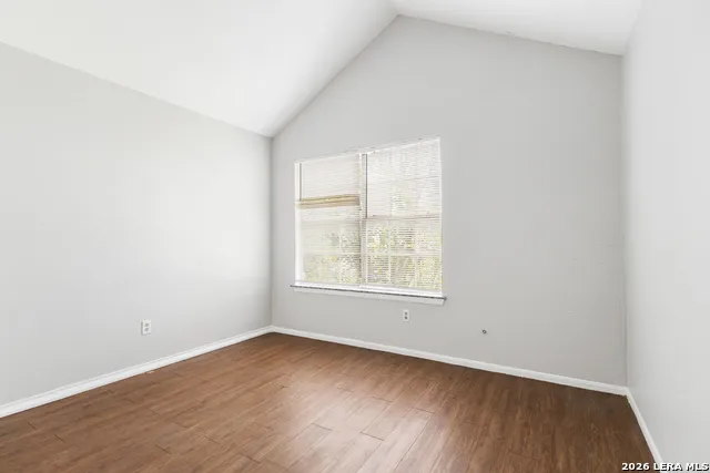 6710 WINDSOR HOLW San Antonio, TX 78239