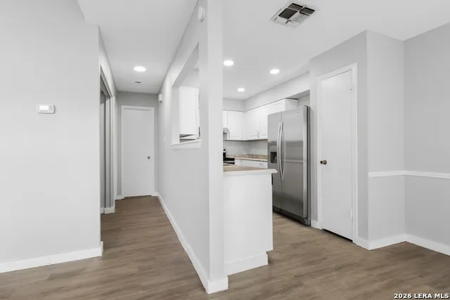 6710 WINDSOR HOLW San Antonio, TX 78239