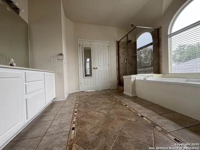 21511 RIO COMAL San Antonio, TX 78259