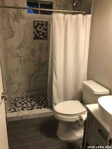 1435 Trail Pass Canyon Lake, TX 78133