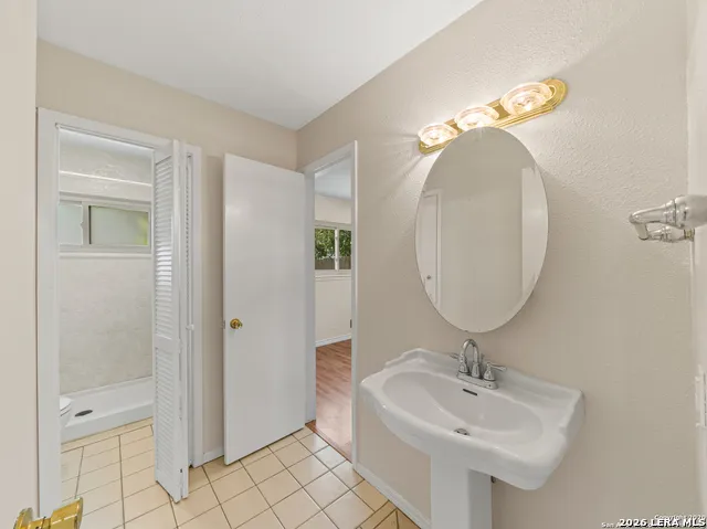 12509 SANDPIPER Live Oak, TX 78233
