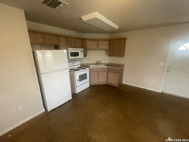 4601 S OLD BASTROP HWY San Marcos, TX 78666