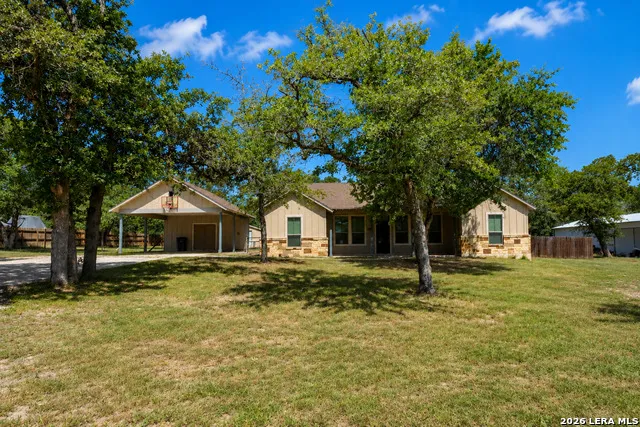 193 Champions Blvd La Vernia, TX 78121