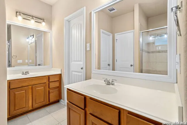 809 Laserra Cibolo, TX 78108