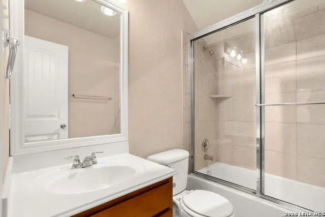 809 Laserra Cibolo, TX 78108