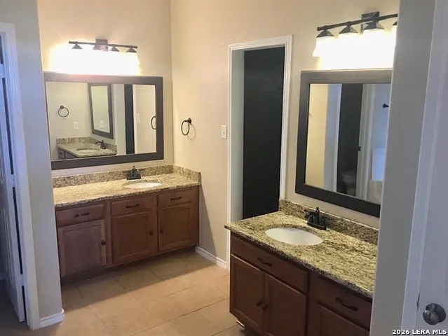 3751 Columbia Cibolo, TX 78108