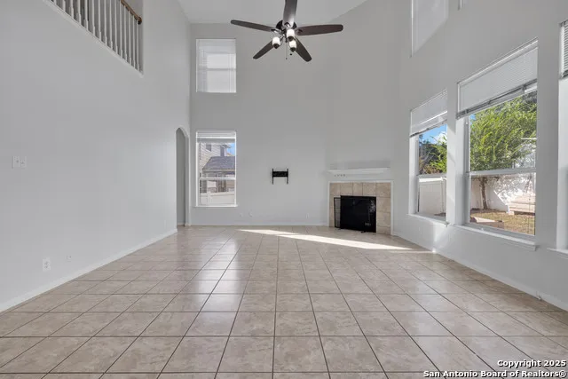 136 Brook Shire Cibolo, TX 78108