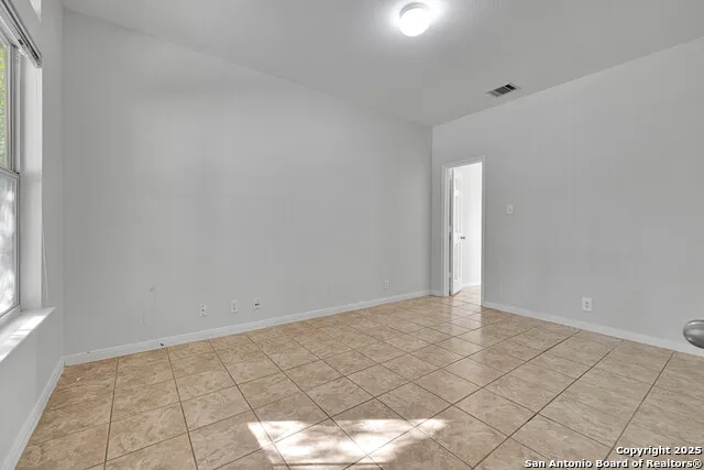 136 Brook Shire Cibolo, TX 78108