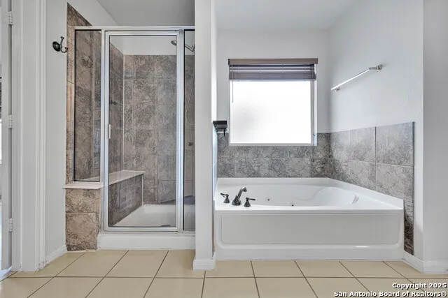 136 Brook Shire Cibolo, TX 78108