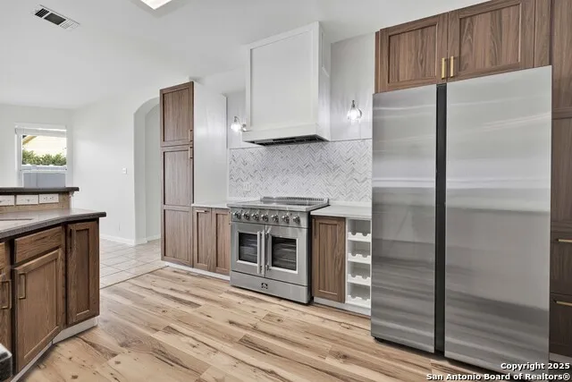 136 Brook Shire Cibolo, TX 78108