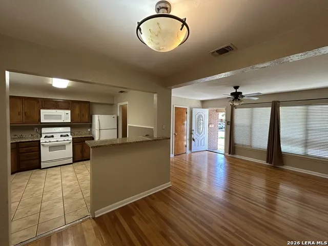 435 TRUDELL DR San Antonio, TX 78213