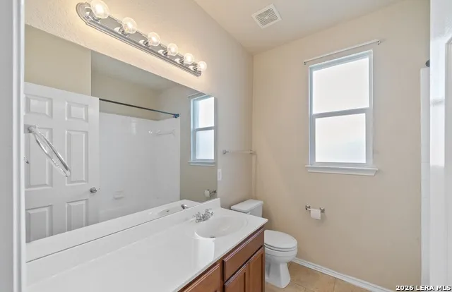 2725 Sterling Way Schertz, TX 78108
