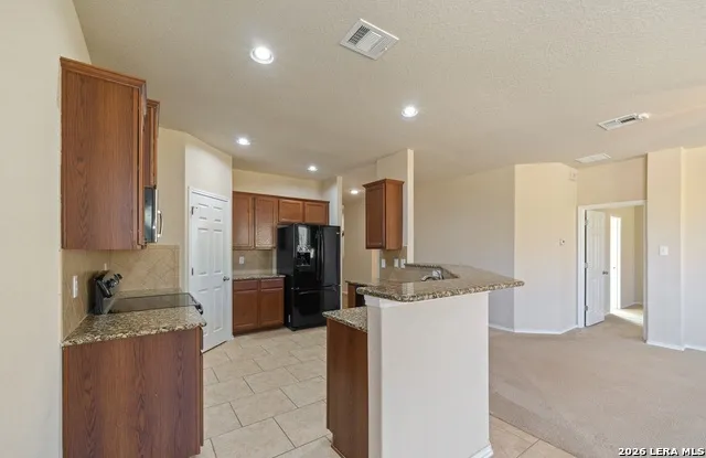 2725 Sterling Way Schertz, TX 78108