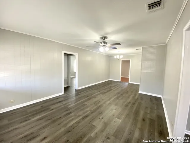 178 SWEETBRIAR AVE San Antonio, TX 78228
