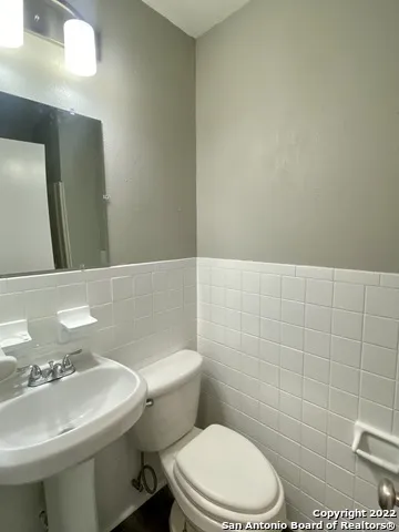 178 SWEETBRIAR AVE San Antonio, TX 78228