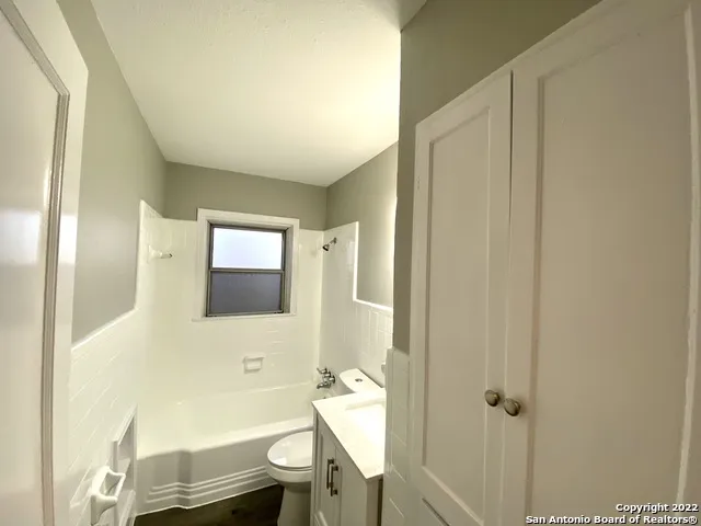 178 SWEETBRIAR AVE San Antonio, TX 78228
