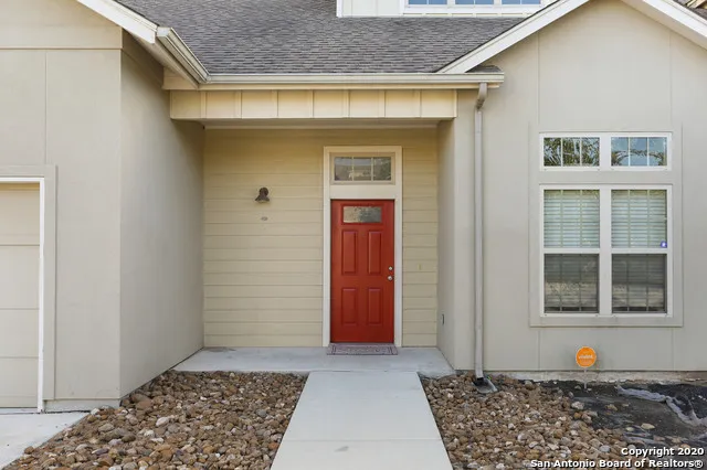 213 Circle Ct Pleasanton, TX 78064