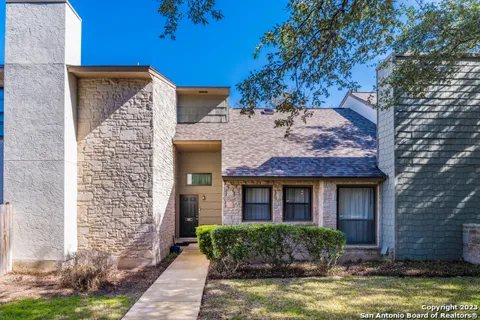 14122 CHURCHILL ESTATES BLVD Unit 1402