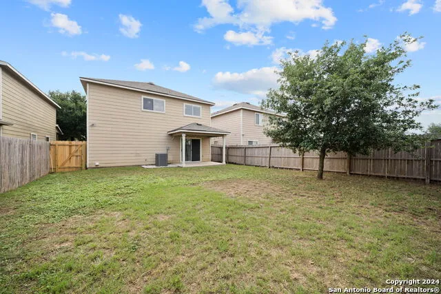 9227 Silver Vis San Antonio, TX 78254