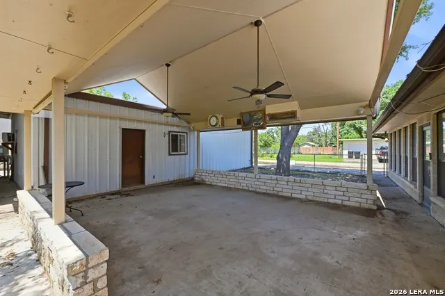901 Gentilz Castroville, TX 78009