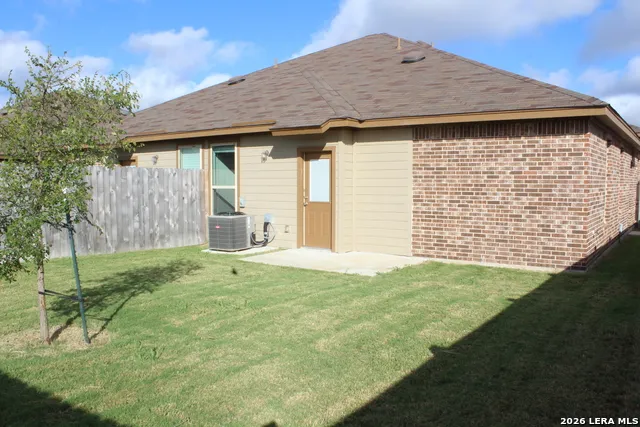 502 CREEKSIDE FRST New Braunfels, TX 78130