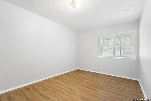 6714 WINDSOR HOLW San Antonio, TX 78239