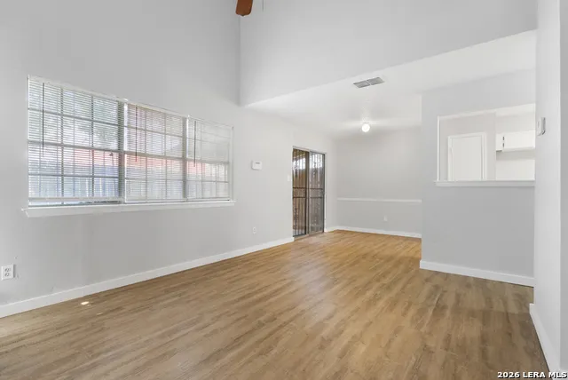6714 WINDSOR HOLW San Antonio, TX 78239