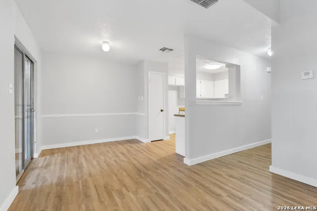 6714 WINDSOR HOLW San Antonio, TX 78239