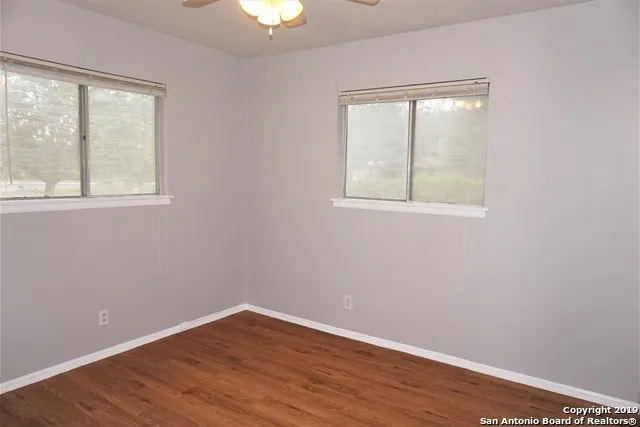 202 BRENDA DR Converse, TX 78109