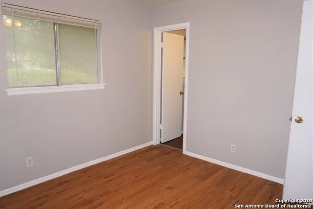 202 BRENDA DR Converse, TX 78109