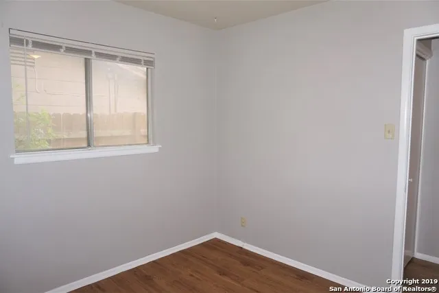 202 BRENDA DR Converse, TX 78109