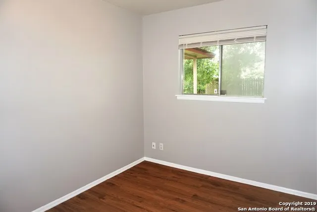 202 BRENDA DR Converse, TX 78109