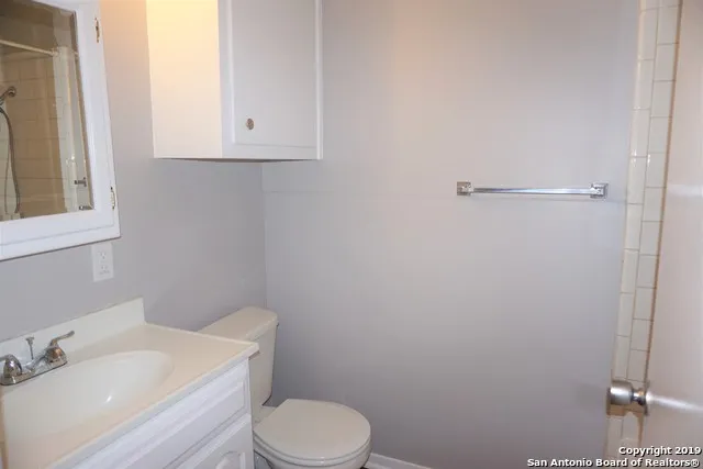 202 BRENDA DR Converse, TX 78109