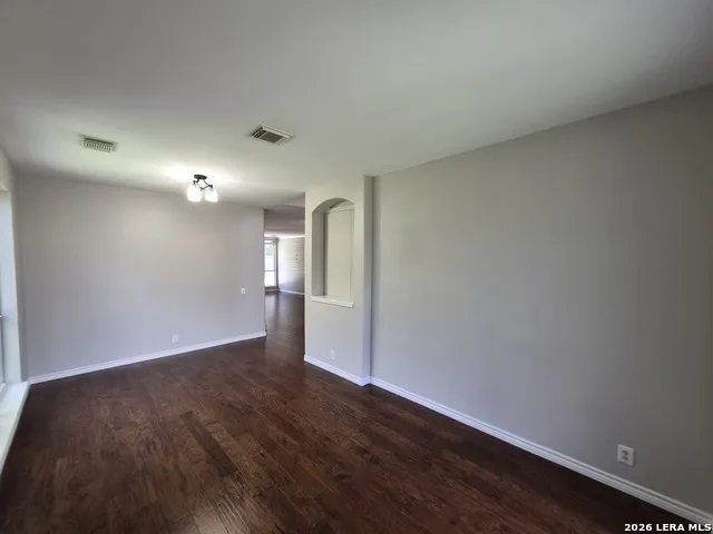 712 Moss Wood Schertz, TX 78154