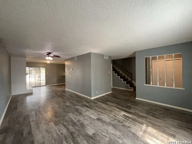 8731 Tradewind Dr Windcrest, TX 78239