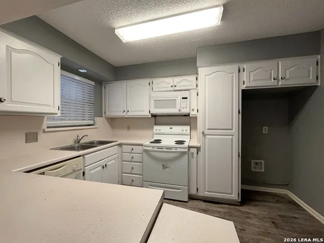 8731 Tradewind Dr Windcrest, TX 78239