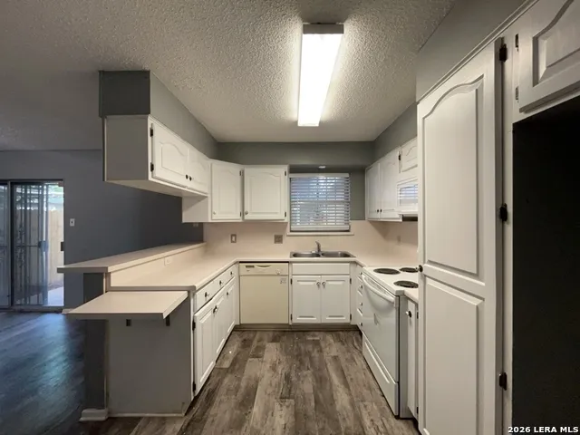 8731 Tradewind Dr Windcrest, TX 78239