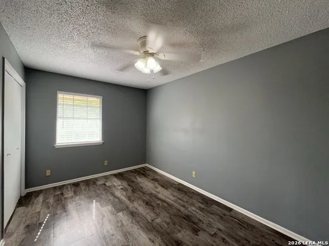 8731 Tradewind Dr Windcrest, TX 78239