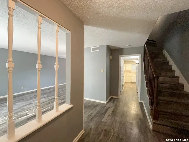 8731 Tradewind Dr Windcrest, TX 78239