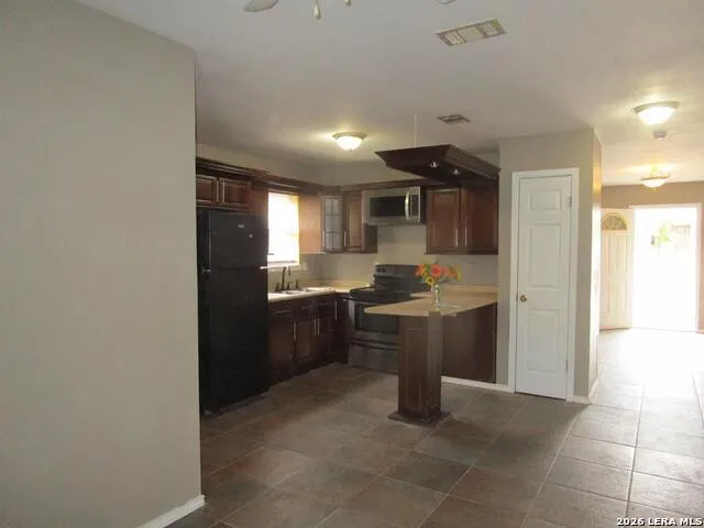 1455 Timber Valley Unit 0 Eagle Pass, TX 78852