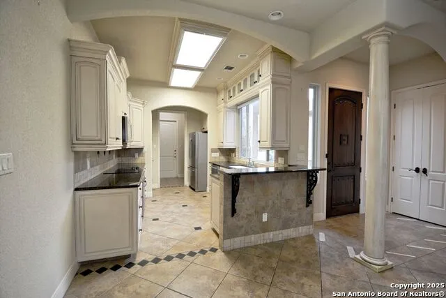 1159 LEGACY DR New Braunfels, TX 78130