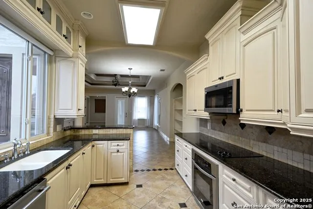 1159 LEGACY DR New Braunfels, TX 78130