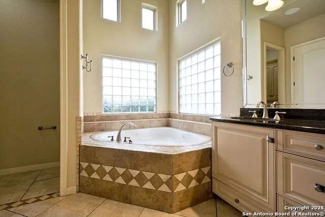 1159 LEGACY DR New Braunfels, TX 78130