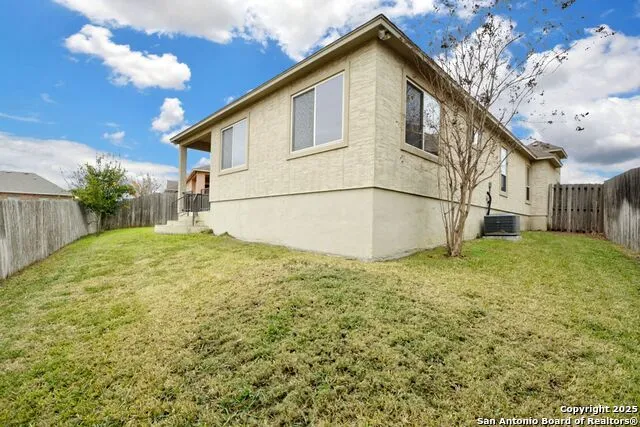 1159 LEGACY DR New Braunfels, TX 78130