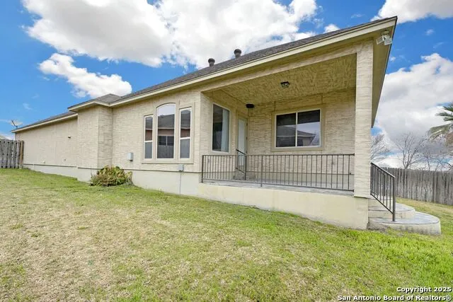 1159 LEGACY DR New Braunfels, TX 78130