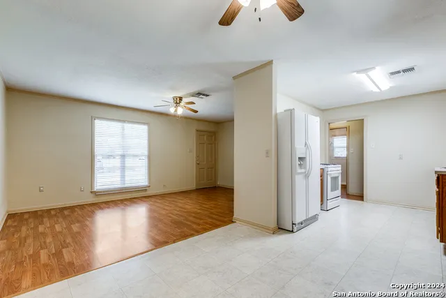 322 BYRNES DR San Antonio, TX 78209