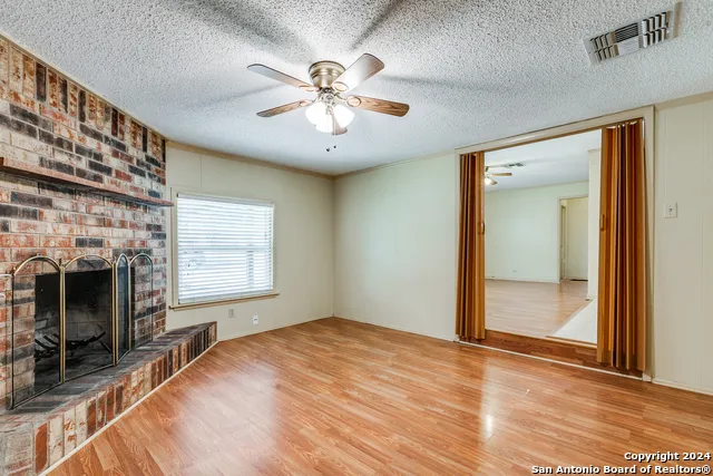 322 BYRNES DR San Antonio, TX 78209