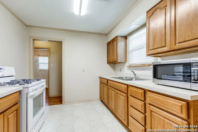 322 BYRNES DR San Antonio, TX 78209