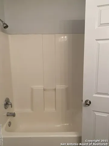 13618 WOODSTONE WAY San Antonio, TX 78233