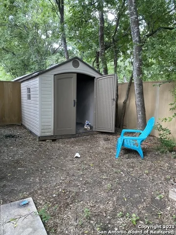 13618 WOODSTONE WAY San Antonio, TX 78233